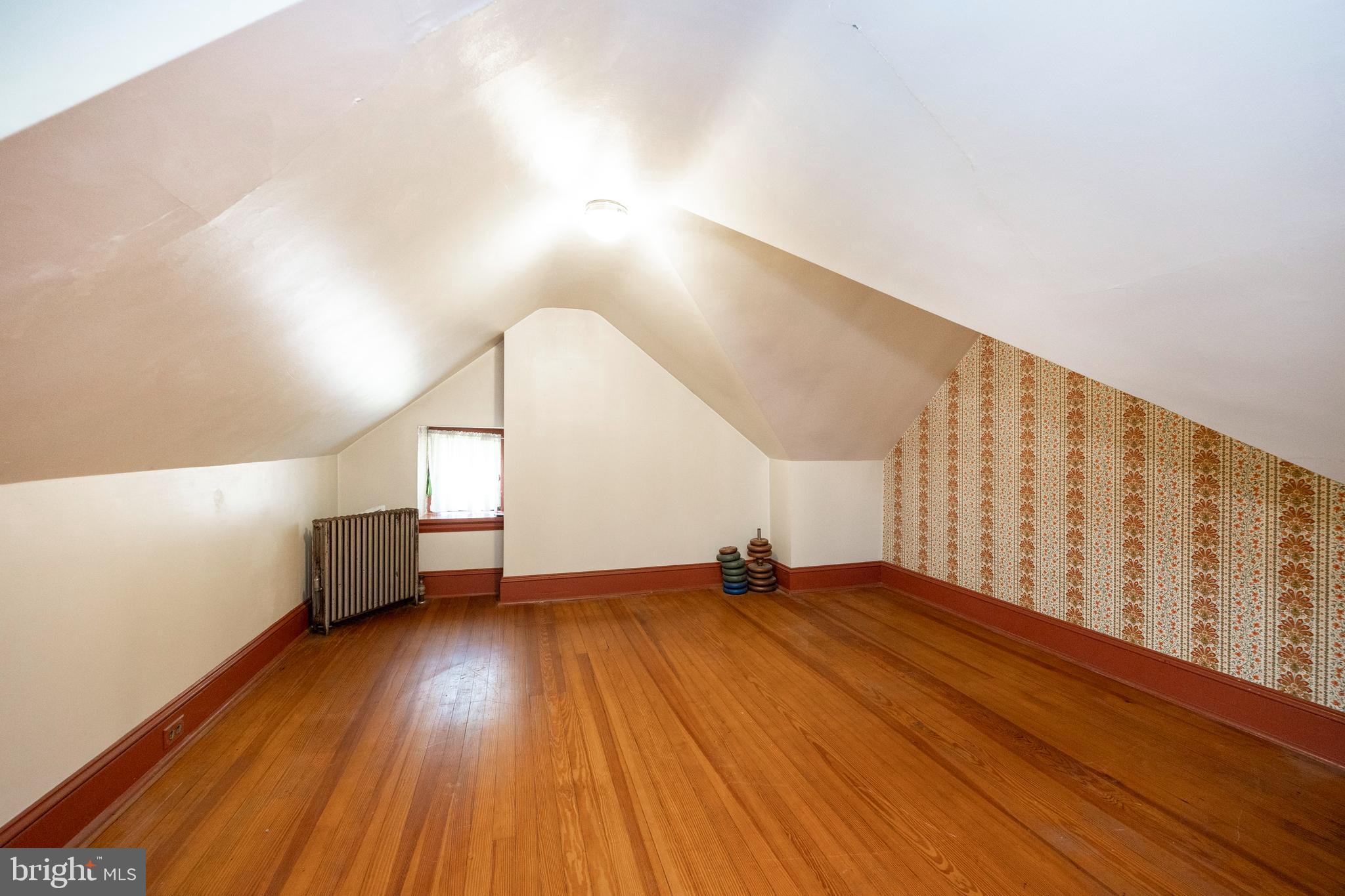 105 7 Stars Road Spring City, PA 19475 - Photo 24 of 32 3rd Floor Bedroom 4