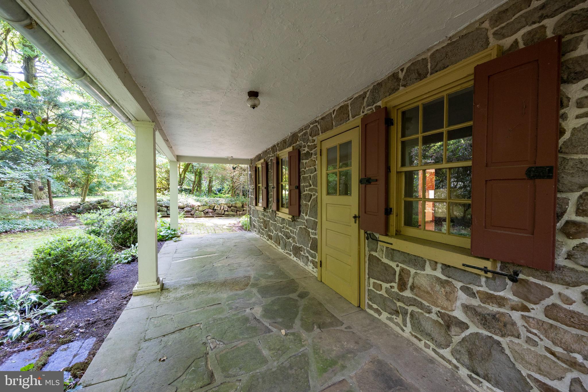 105 7 Stars Road Spring City, PA 19475 - Photo 3 of 32