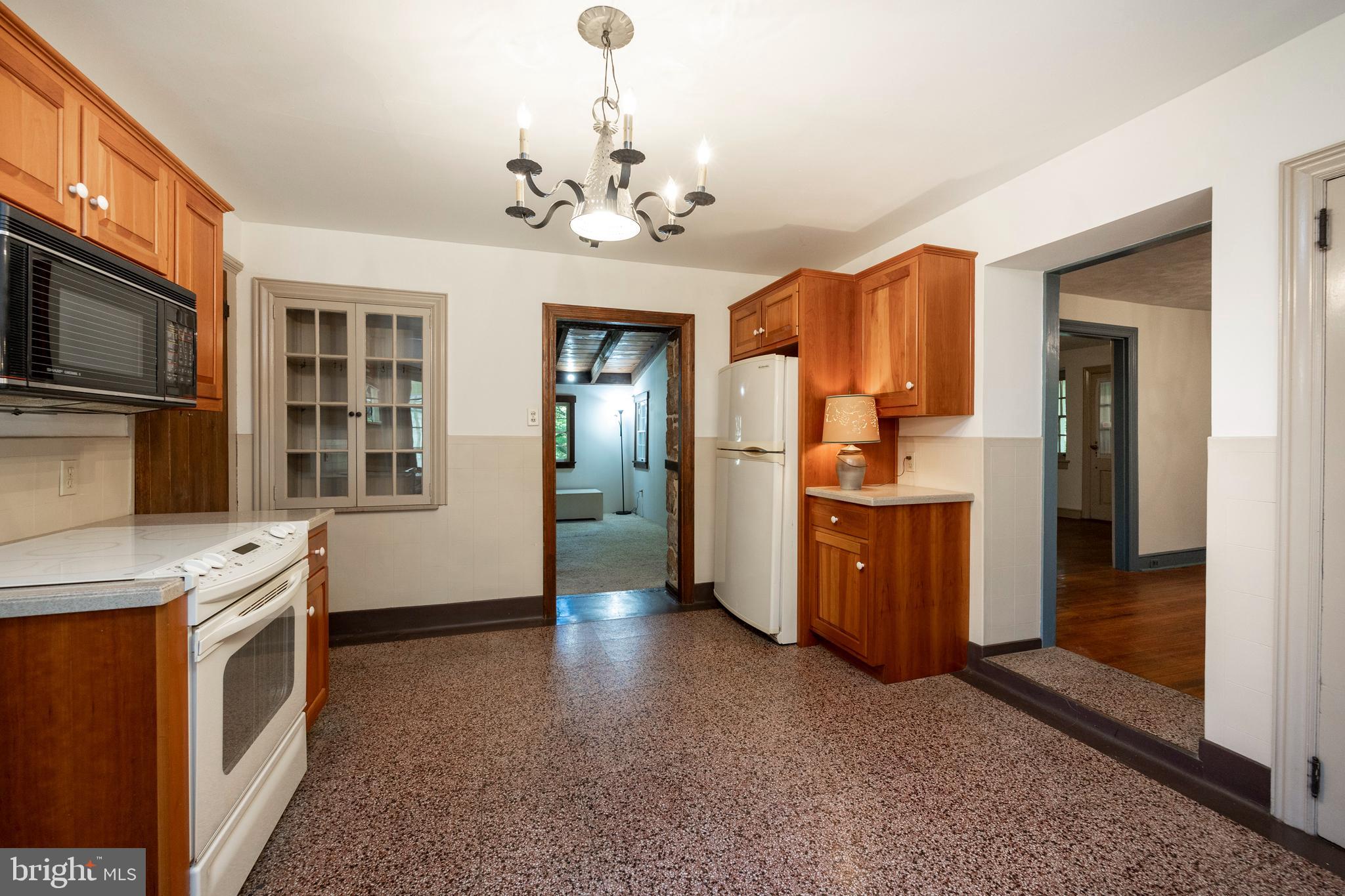 105 7 Stars Road Spring City, PA 19475 - Photo 8 of 32 Kitchen