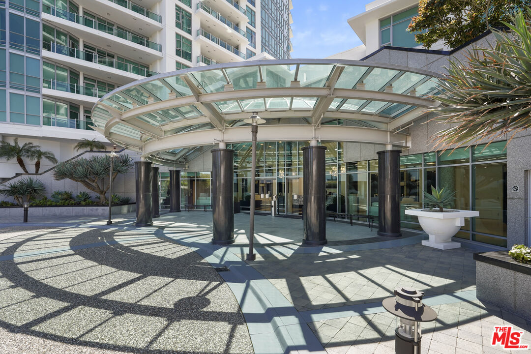 3141 Michelson Drive, Unit 1506 Irvine, CA 92612 - Photo 49 of 51 Gallery Image 49