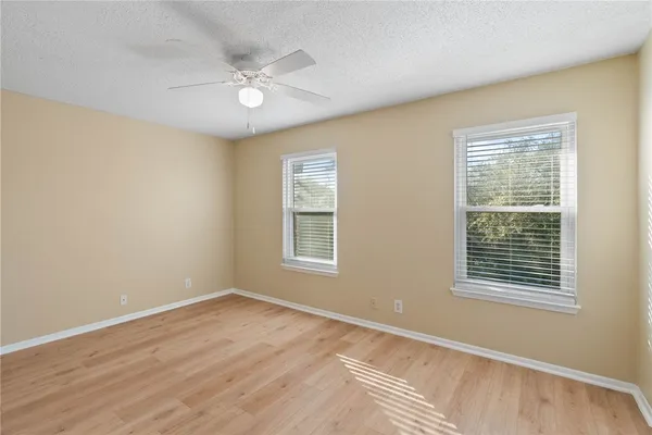 $185,000 | 302 St Andrews Street, Unit J101, Rockport, TX 78382