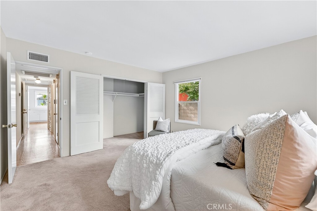 1005 West 20th Street Santa Ana, CA 92706 - Photo 15 of 28 Master bedroom looking onto hallway