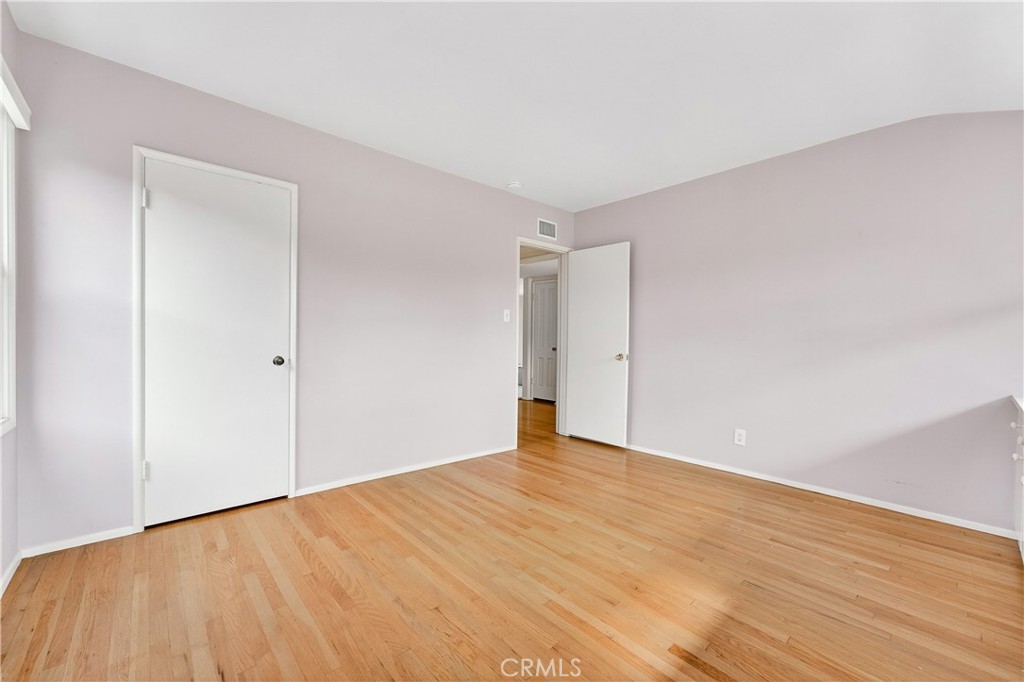 1005 West 20th Street Santa Ana, CA 92706 - Photo 19 of 28 View from corner bedroom looking onto walk-in closet and hallway