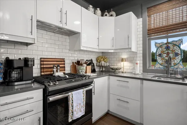 $560,000 | 25 Pier Point, Lumberton, MS 39455