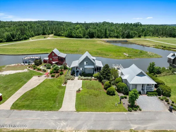 $560,000 | 25 Pier Point, Lumberton, MS 39455