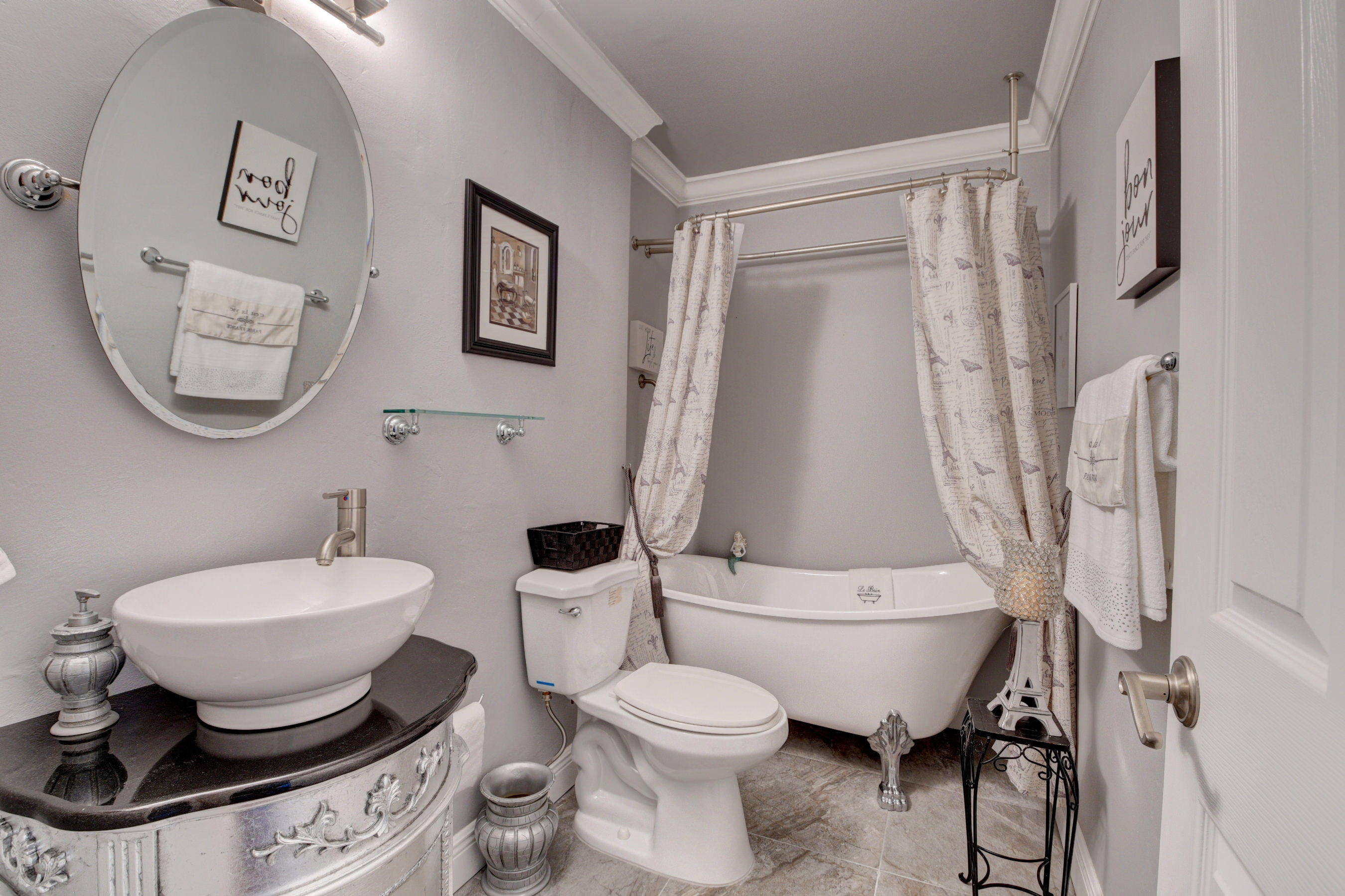 6662 Boca Pines Trail, Unit A Boca Raton, FL 33433 - Photo 27 of 28 Large soaking tub