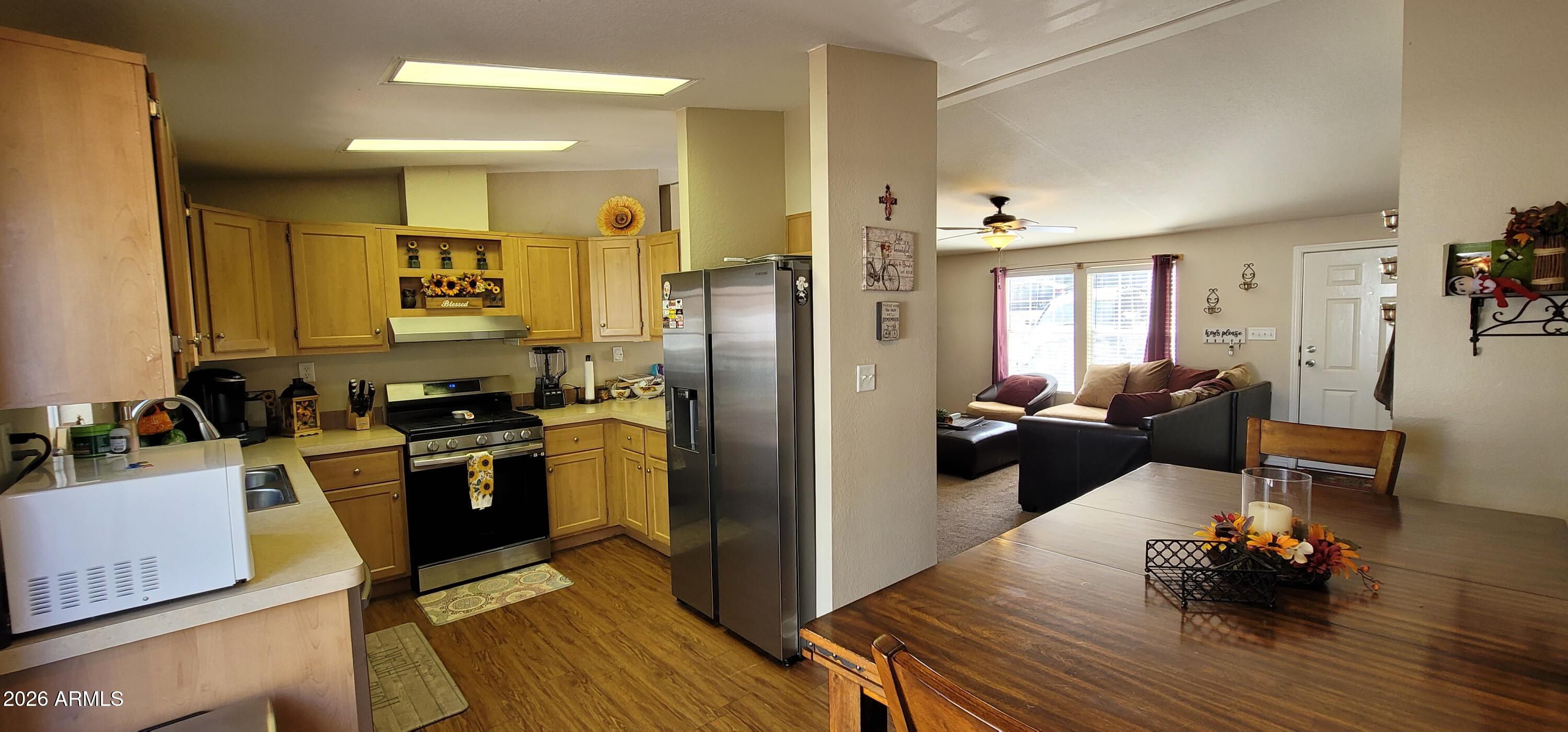 112 East Pine Street Payson, AZ 85541 - Photo 14 of 58 Kitchen Living Room
