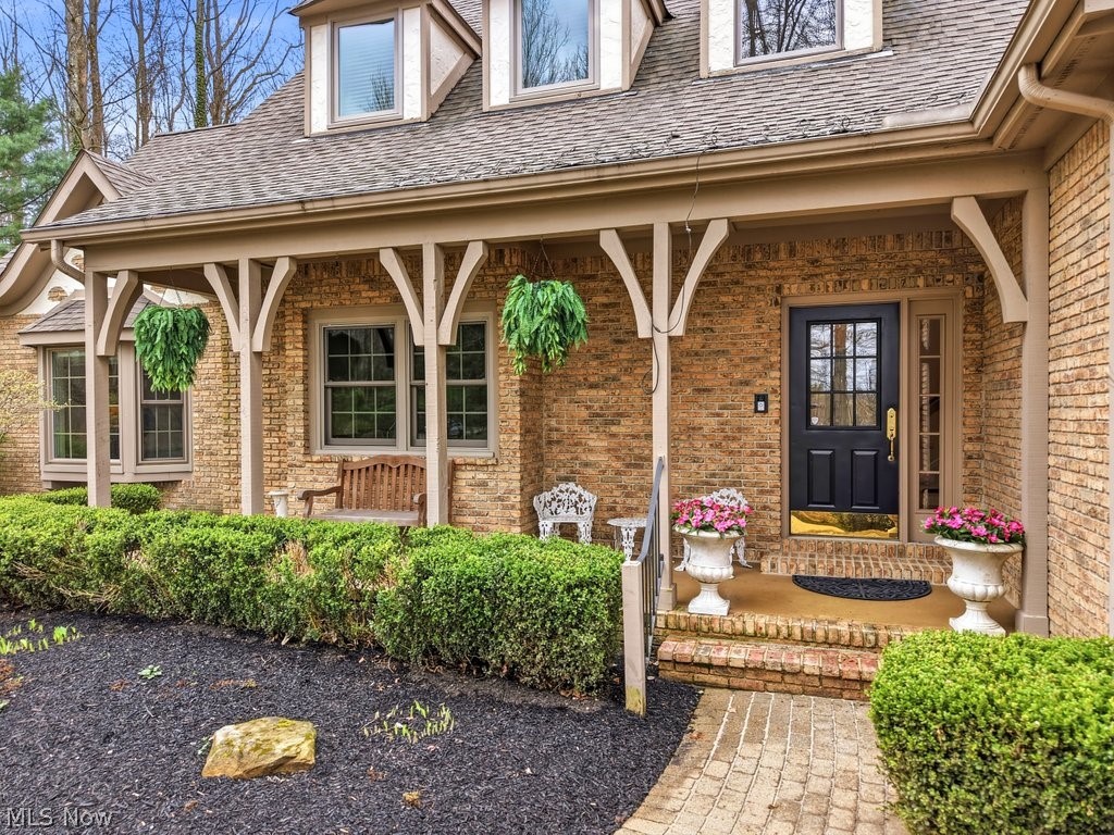 7751 Chagrin Road Chagrin Falls, OH 44023 - Photo 42 of 48 Front porch