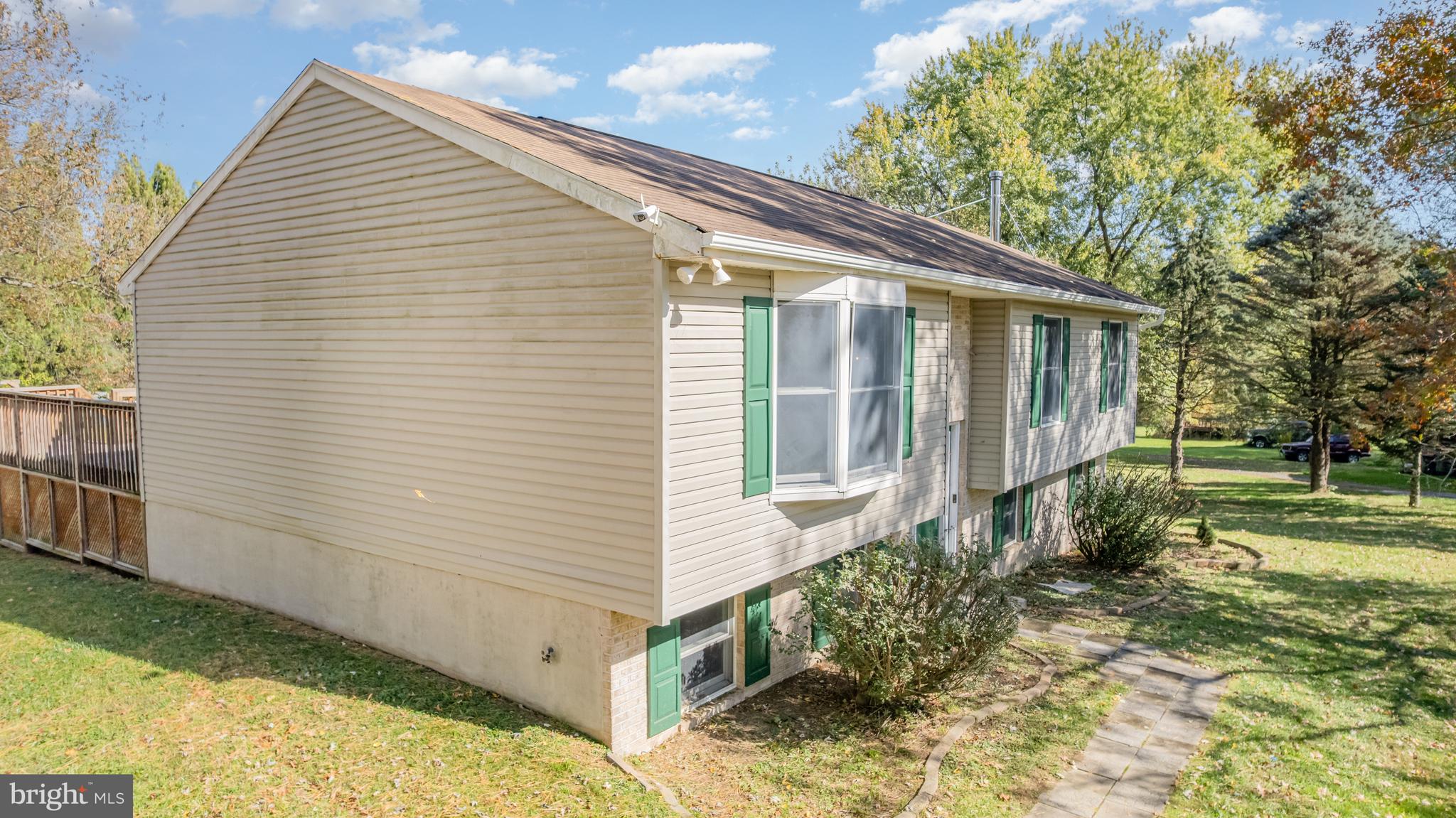 21 Country Lane Colora, MD 21917 - Photo 4 of 68 a view of a house with a yard