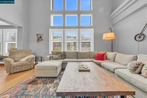 $1,400,000 | 477 Arguello Drive, Benicia, CA 94510