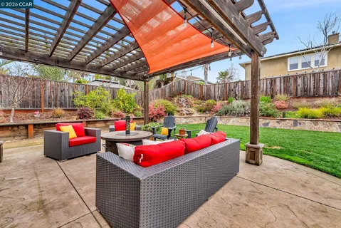 $1,400,000 | 477 Arguello Drive, Benicia, CA 94510