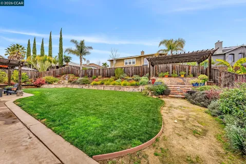 $1,400,000 | 477 Arguello Drive, Benicia, CA 94510