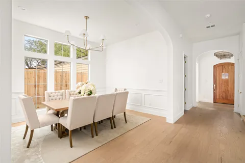 $1,525,000 | 1614 Cheshire Lane, Houston, TX 77018