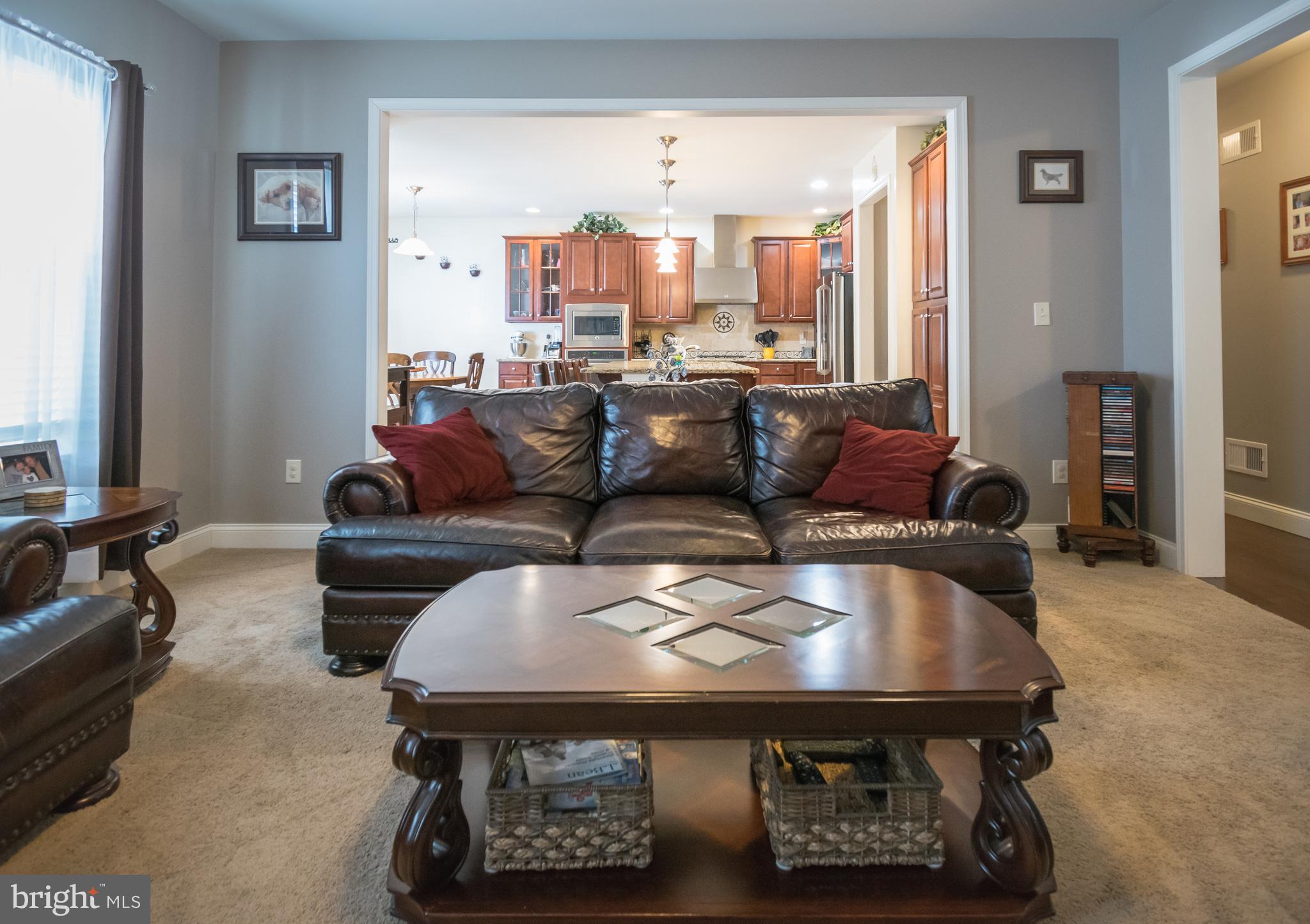 1592 Copperstone Road Harrisburg, PA 17111 - Photo 4 of 27 Gallery Image 4