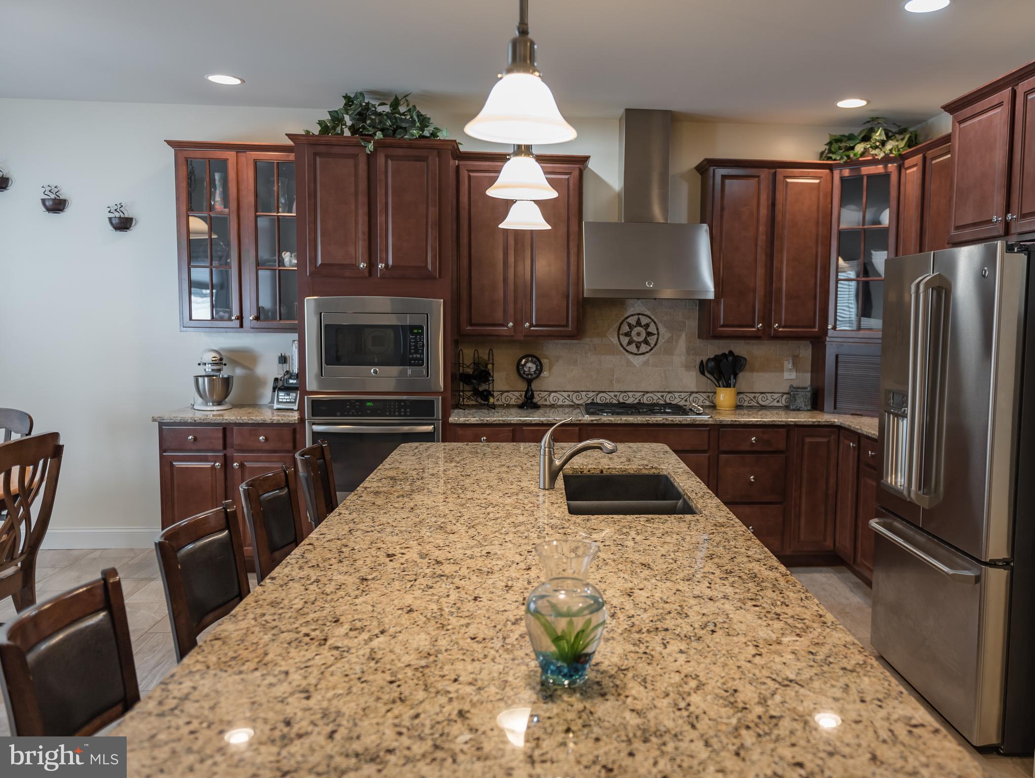 1592 Copperstone Road Harrisburg, PA 17111 - Photo 7 of 27 Gallery Image 7
