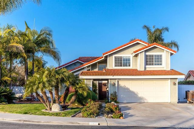 $726,000 | 762 Grey Hawk Court, Oceanside, CA 92057