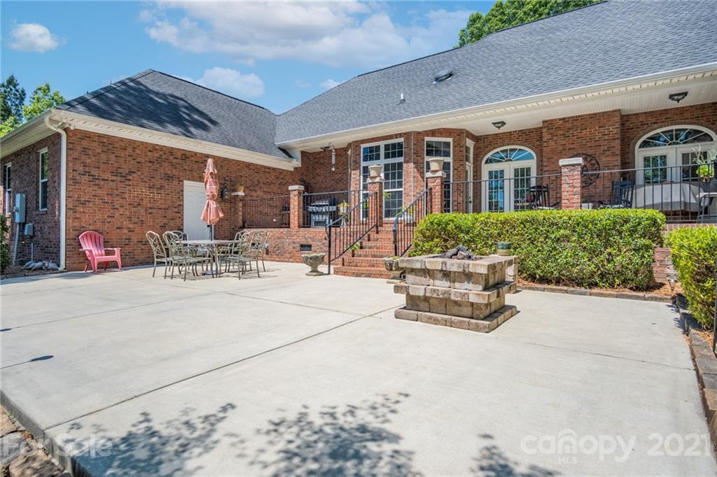 2011 Eagle Point Estate Lancaster, SC 29720 - Photo 34 of 44 Gallery Image 34