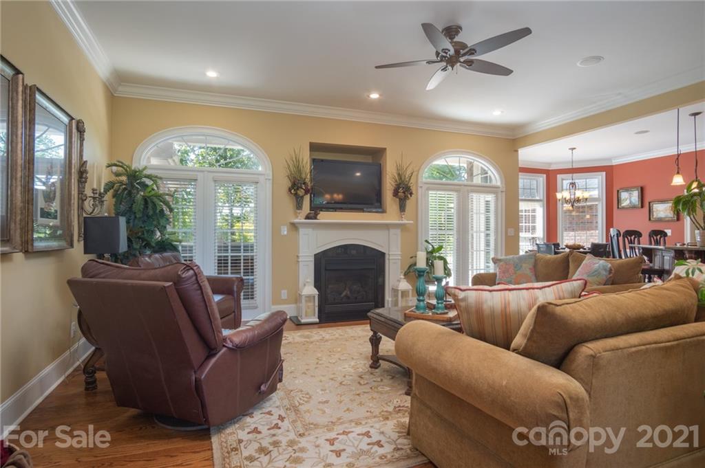 2011 Eagle Point Estate Lancaster, SC 29720 - Photo 7 of 44 Gallery Image 7