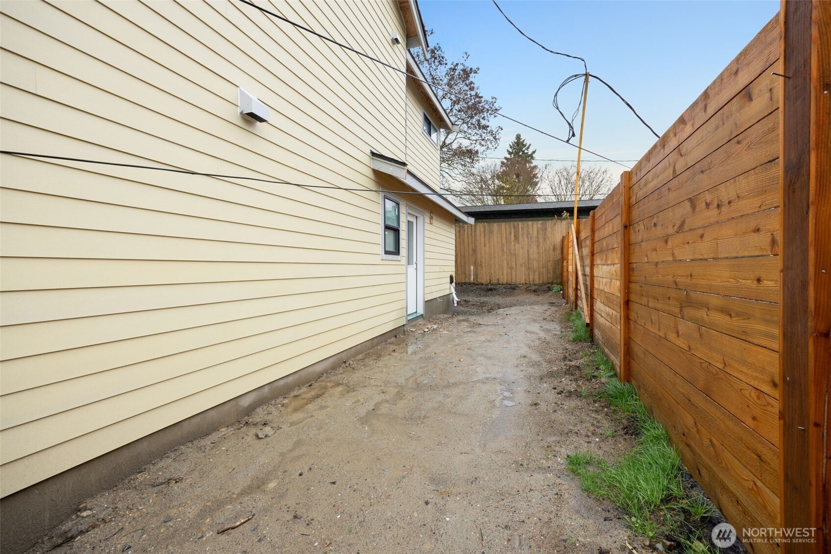 8109 34th Avenue Southwest, Unit B Seattle, WA 98126 - Photo 23 of 25 a view of a backyard