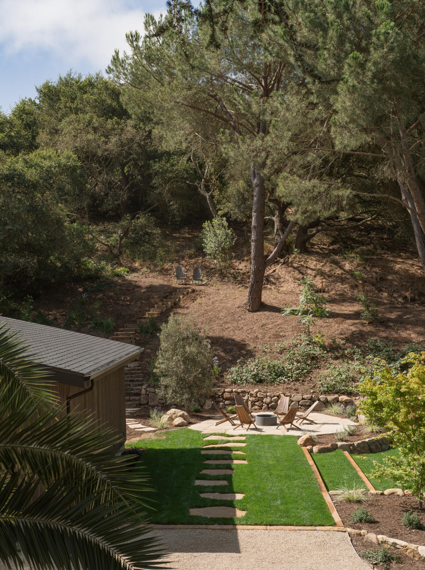 1590 San Roque Road Santa Barbara, CA 93105 - Photo 41 of 50 41. HouseSideDeckView