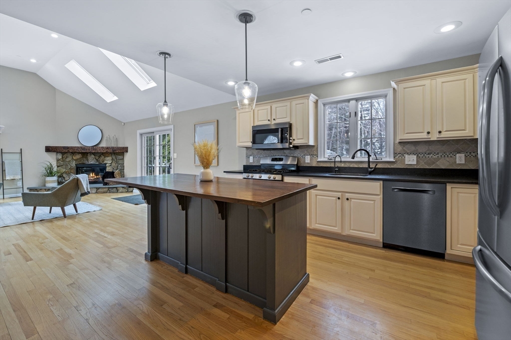 9 Parsons Hill Road Wenham, MA 01984 - Photo 7 of 42 Gallery Image 7