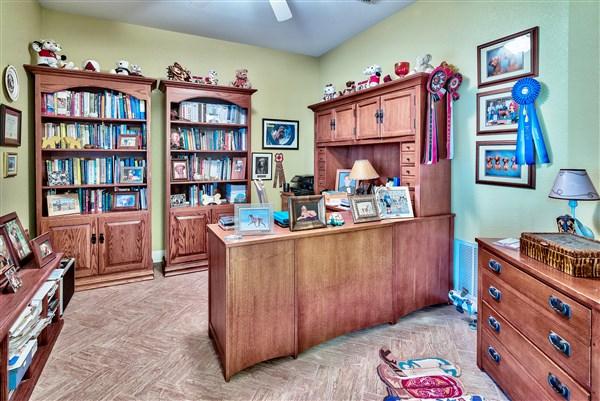 356 Whitfield Road Freeport, FL 32439 - Photo 9 of 16 Office