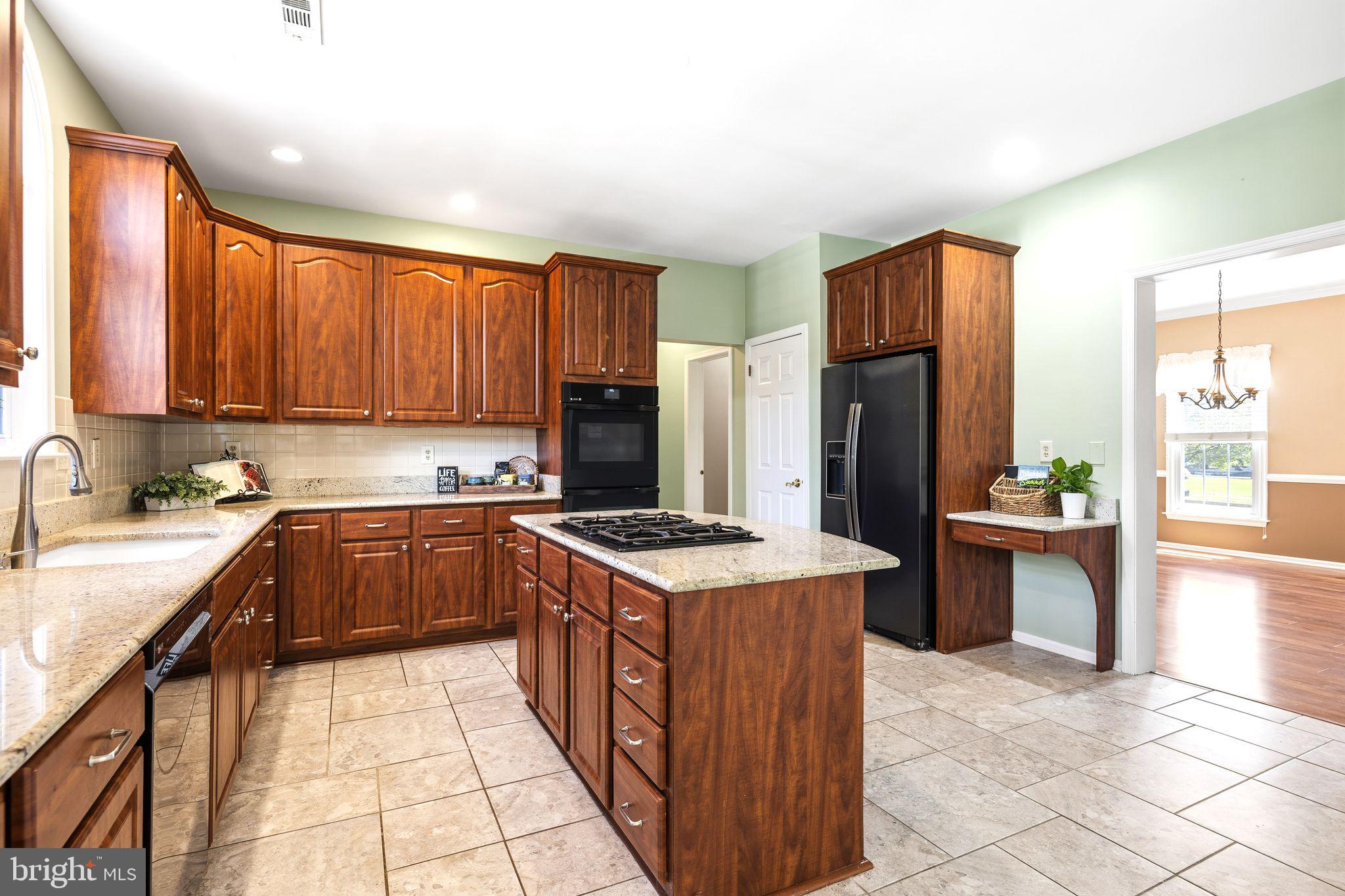 1415 Ridgewood Lane Newtown, PA 18940 - Photo 19 of 47