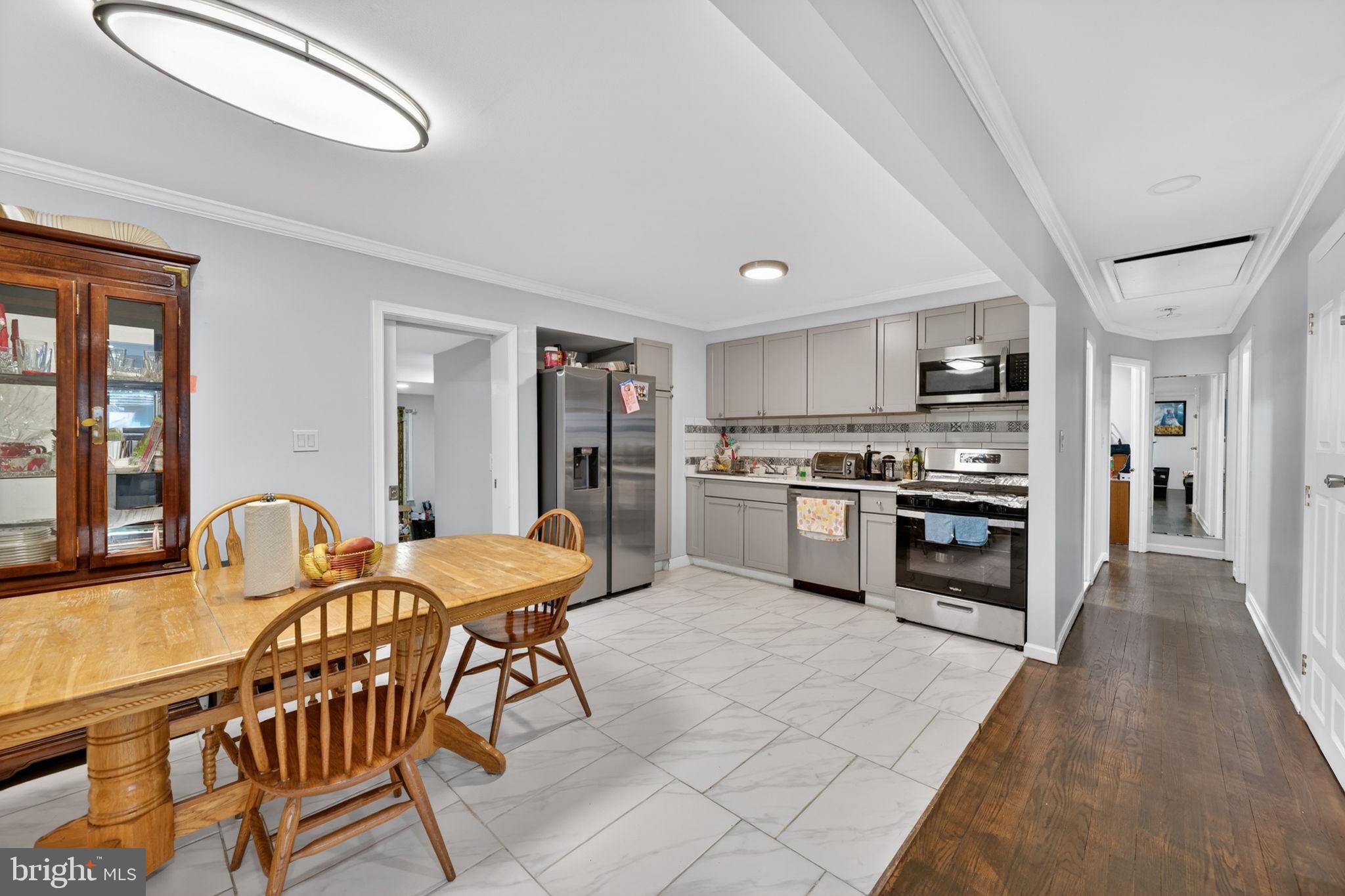 5809 Park Road Baltimore, MD 21225 - Photo 11 of 44