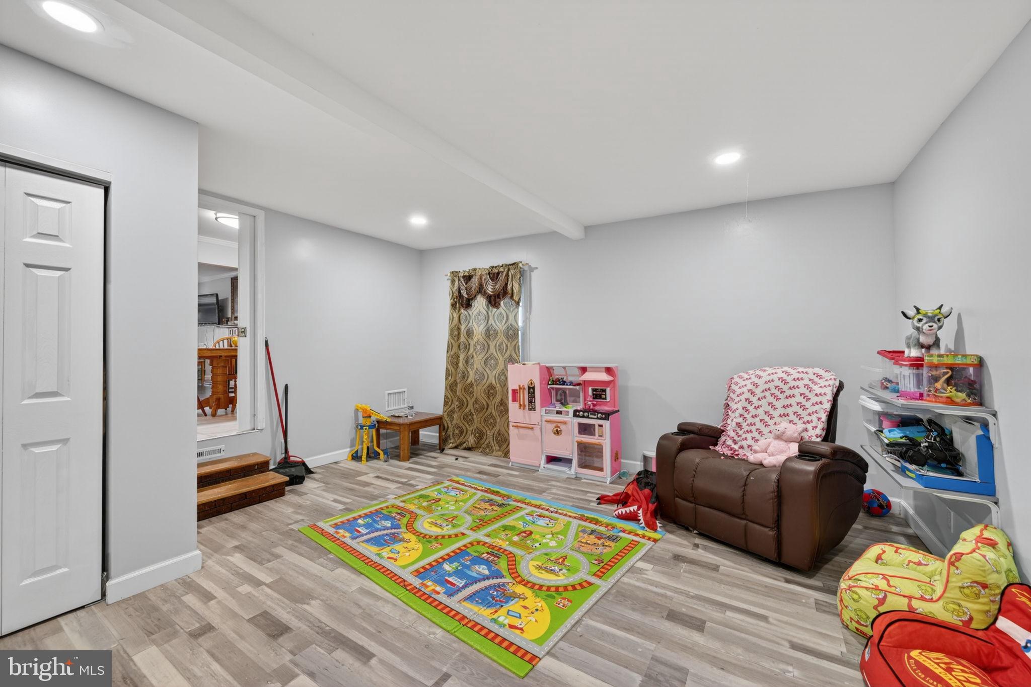 5809 Park Road Baltimore, MD 21225 - Photo 12 of 44