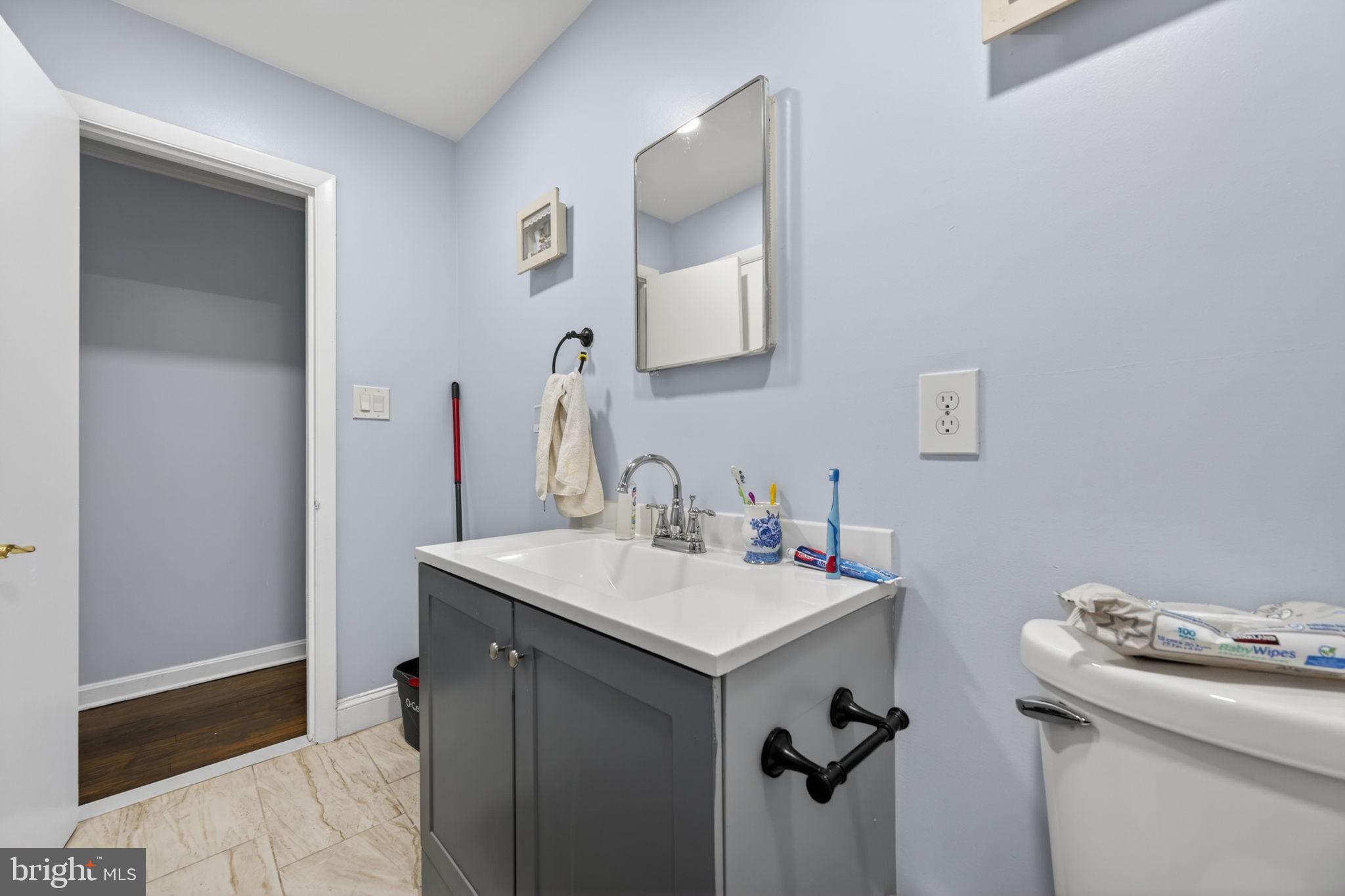 5809 Park Road Baltimore, MD 21225 - Photo 21 of 44