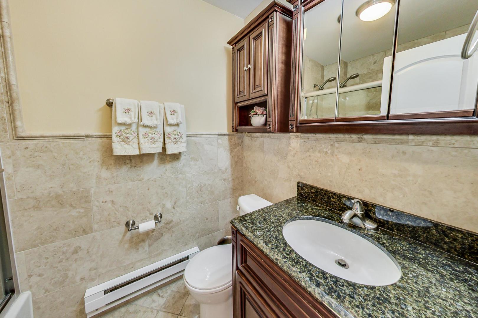 71 East Division Street, Unit 803 Chicago, IL 60611 - Photo 21 of 38