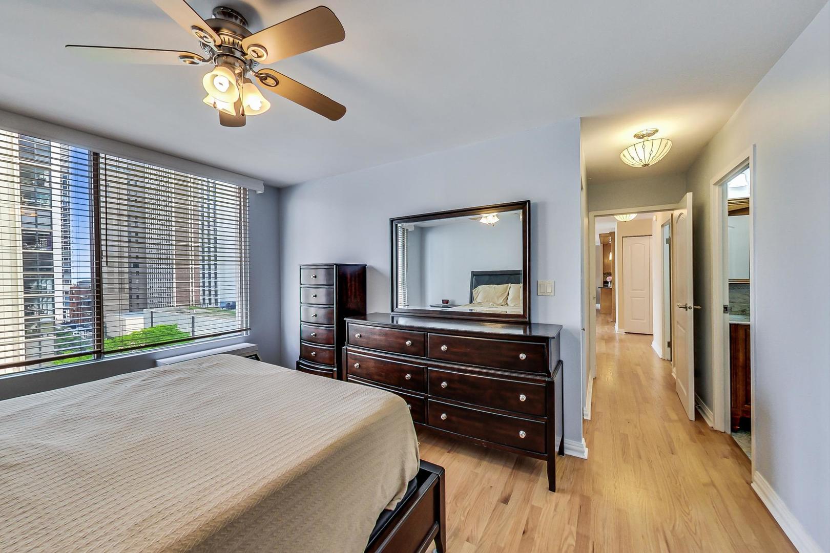 71 East Division Street, Unit 803 Chicago, IL 60611 - Photo 24 of 38