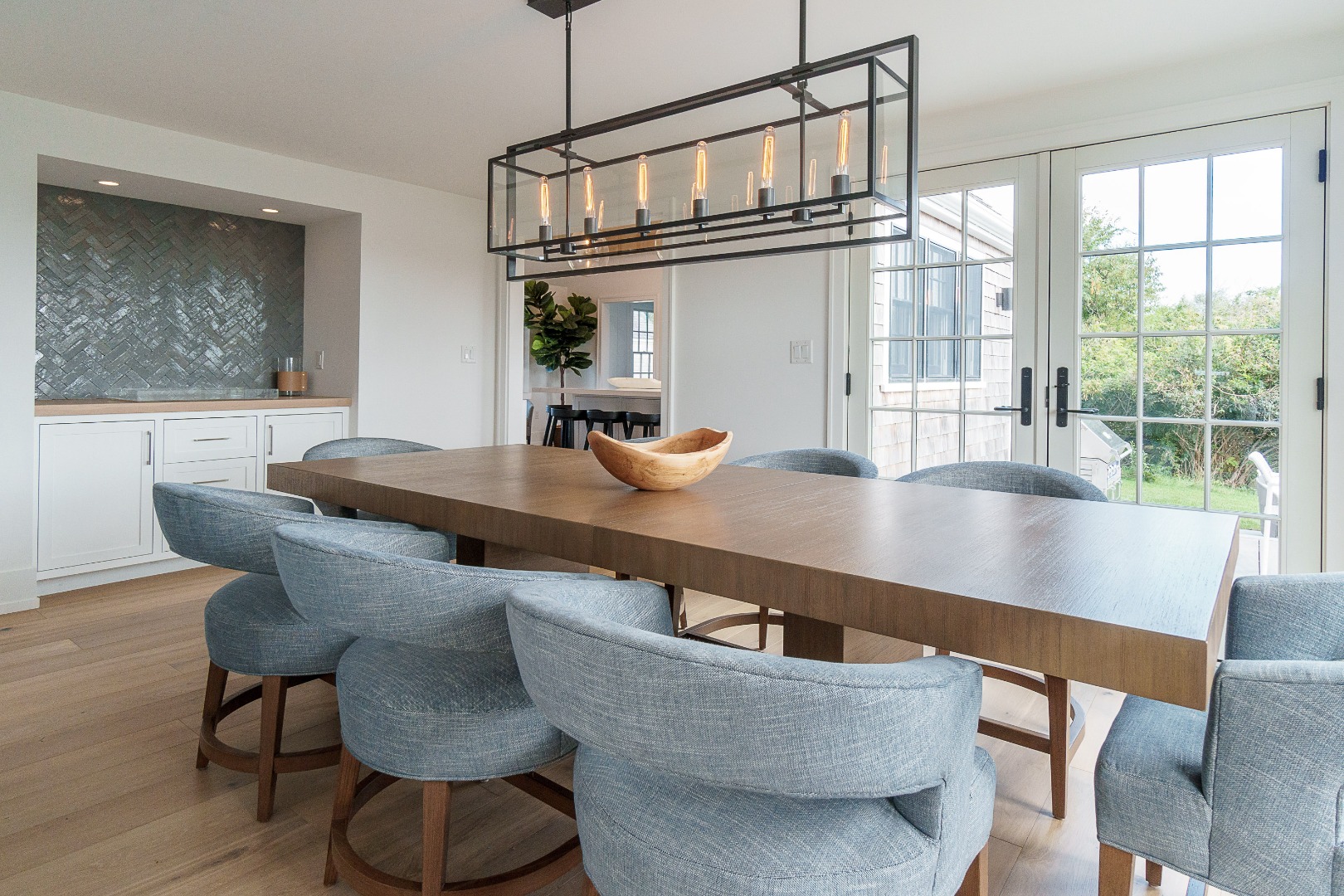 174 Cliff Road Nantucket, MA 02554 - Photo 15 of 34