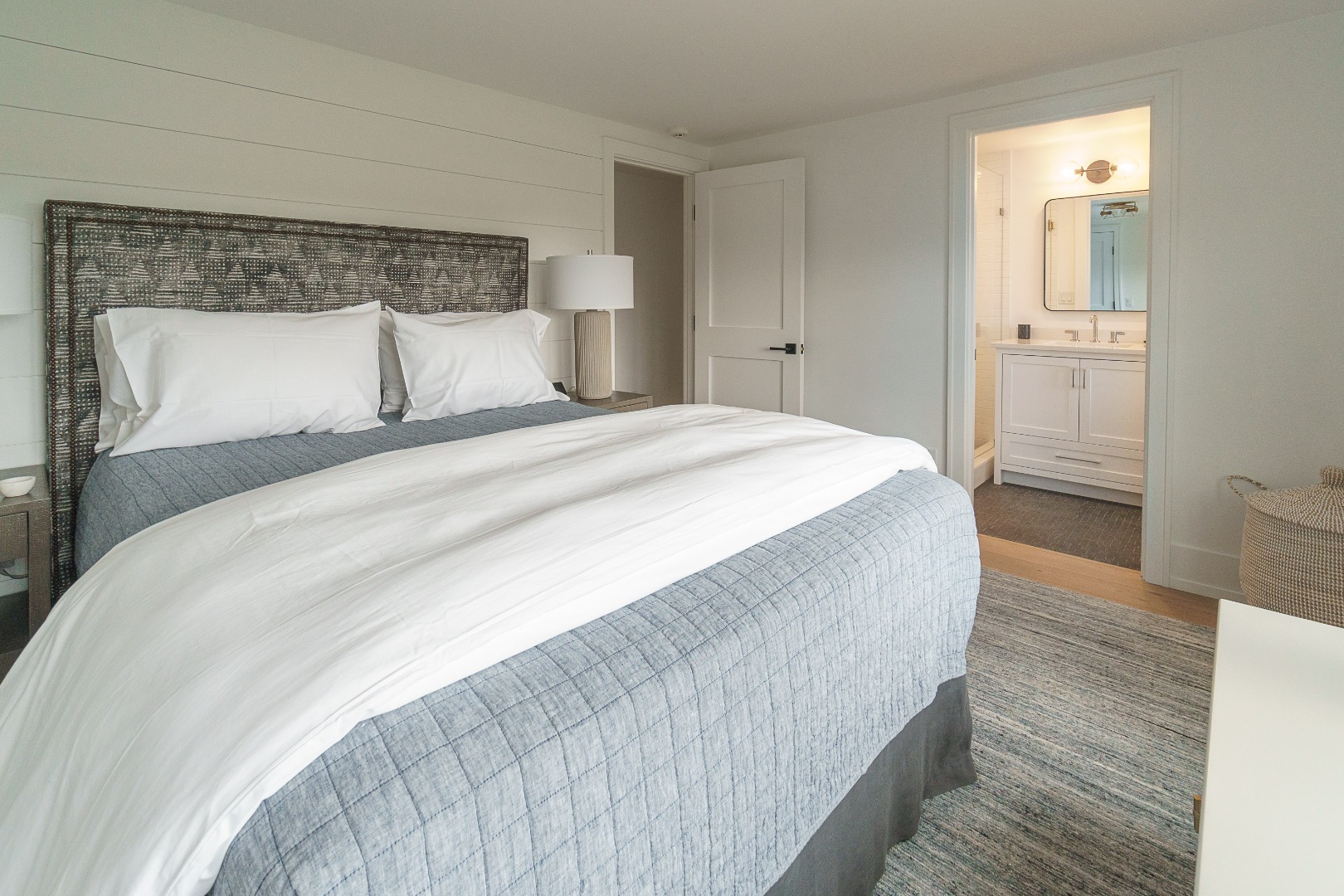 174 Cliff Road Nantucket, MA 02554 - Photo 21 of 34