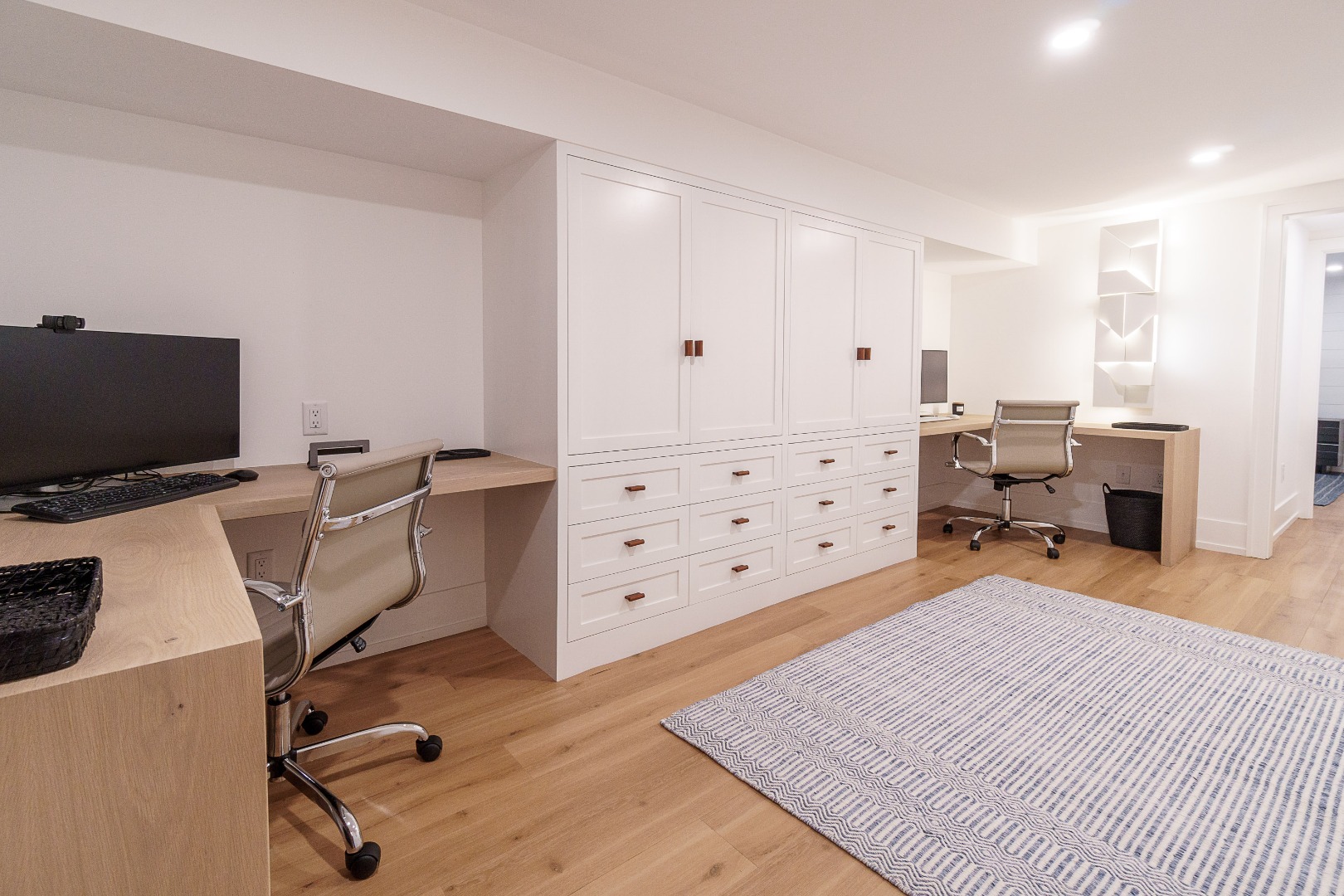 174 Cliff Road Nantucket, MA 02554 - Photo 24 of 34