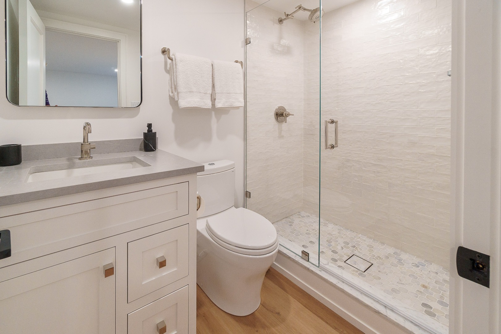 174 Cliff Road Nantucket, MA 02554 - Photo 27 of 34