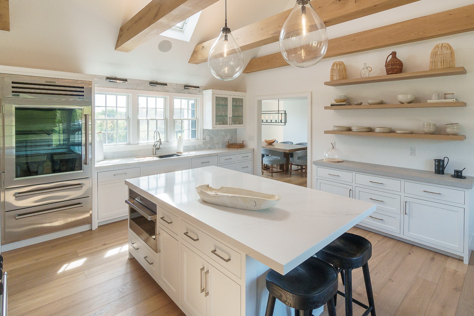 174 Cliff Road Nantucket, MA 02554 - Photo 6 of 34