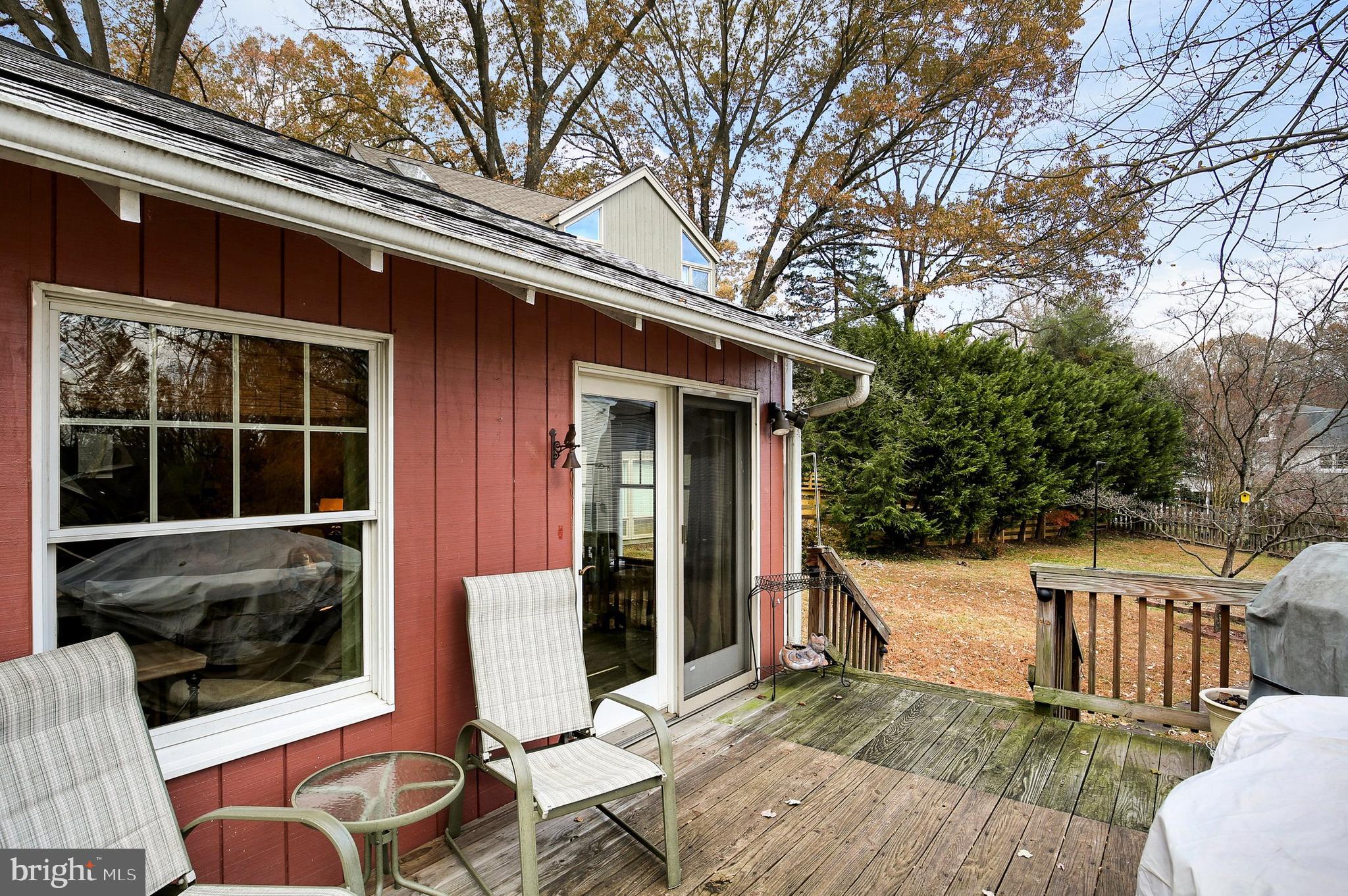 6605 Persimmon Tree Road Cabin John, MD 20818 - Photo 21 of 27