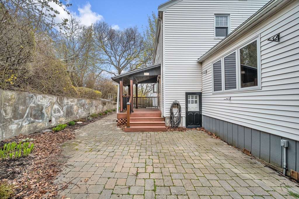 29 Alpheus Road Boston, MA 02131 - Photo 8 of 42 Gallery Image 8