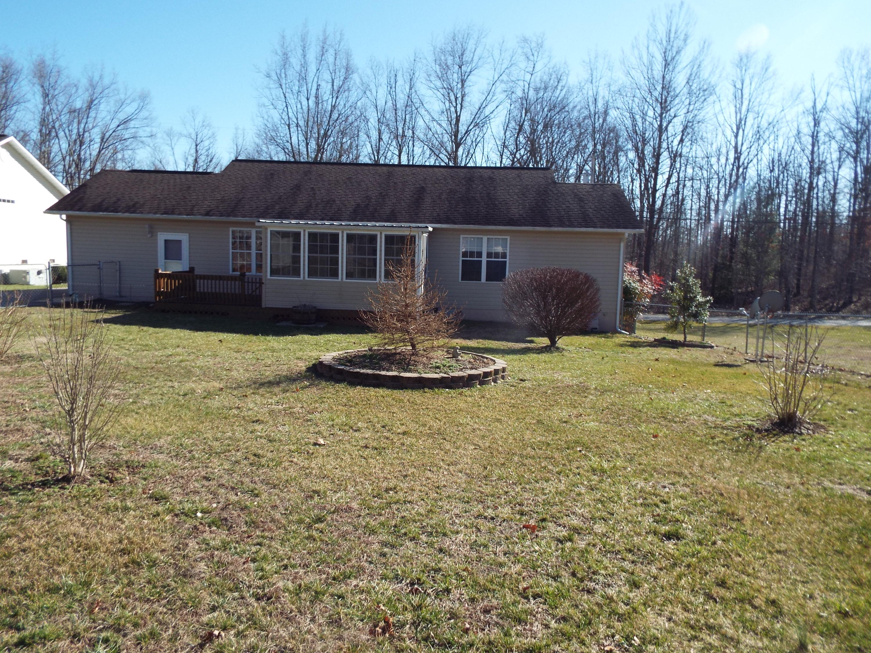 6017 Osage Road Crossville, TN 38572 - Photo 4 of 25 DSCF1520