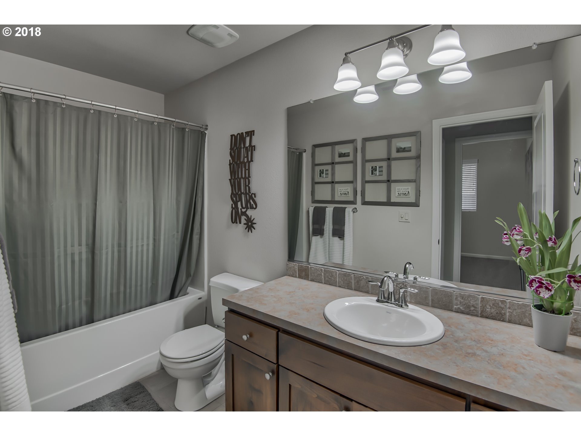 1055 Goff Road Forest Grove, OR 97116 - Photo 27 of 32 Bathroom