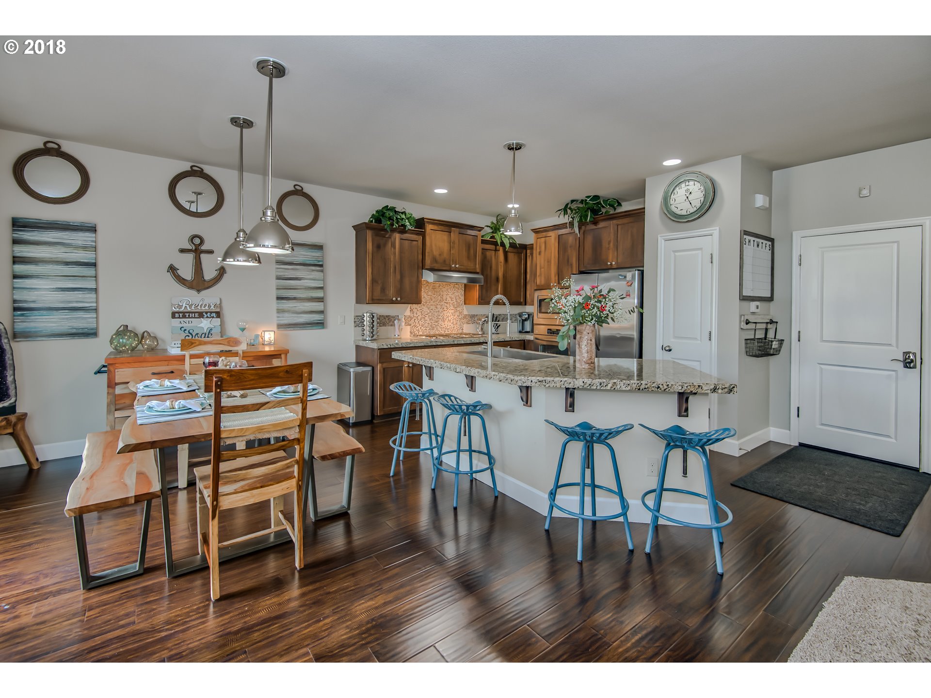 1055 Goff Road Forest Grove, OR 97116 - Photo 7 of 32 Kitchen/Dining Room