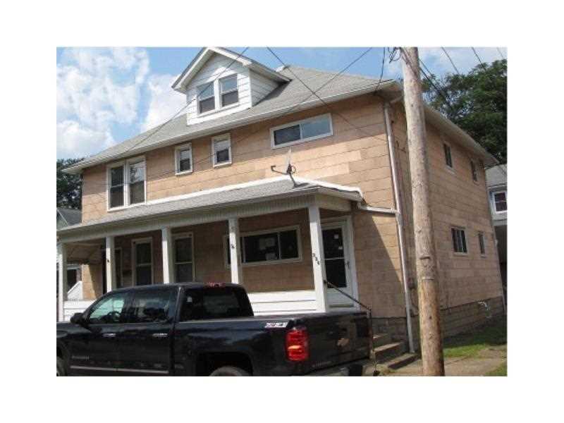229 Riverside Drive Freeport, PA 16229 - Photo 1 of 10 Exterior Front.