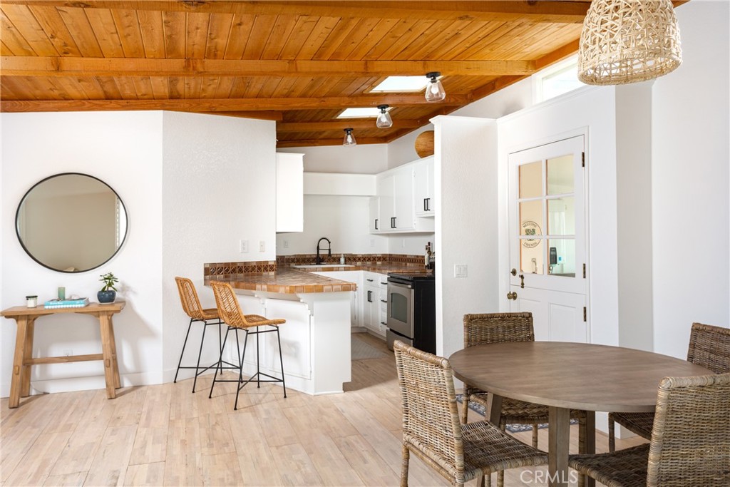 363 Ruby Street Laguna Beach, CA 92651 - Photo 7 of 22