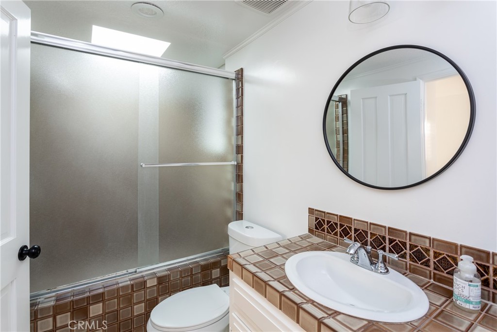 363 Ruby Street Laguna Beach, CA 92651 - Photo 10 of 22