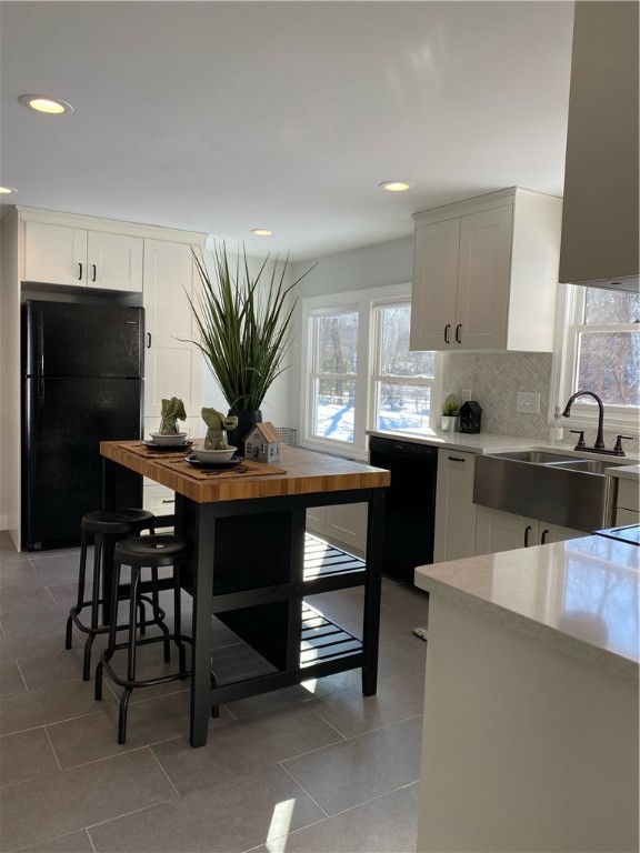 21 Woodlawn Road North Smithfield, RI 02896 - Photo 8 of 23 Kitchen