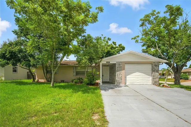 $1,500 | 11241 Snyder Avenue, Port Richey, FL 34668