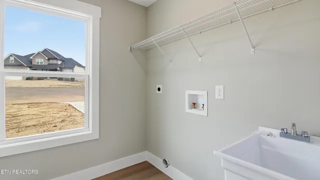 $525,000 | 7705 Fox Valley Lane, Knoxville, TN 37938