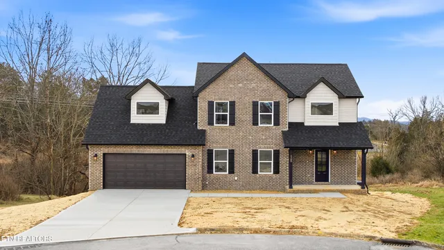 $525,000 | 7705 Fox Valley Lane, Knoxville, TN 37938