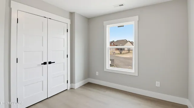 $525,000 | 7705 Fox Valley Lane, Knoxville, TN 37938